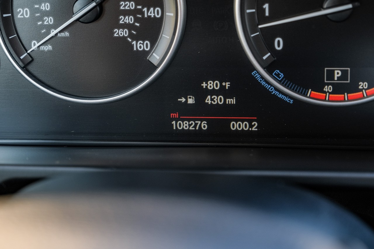 BMW X5 Vehicle Main Gallery Image 20