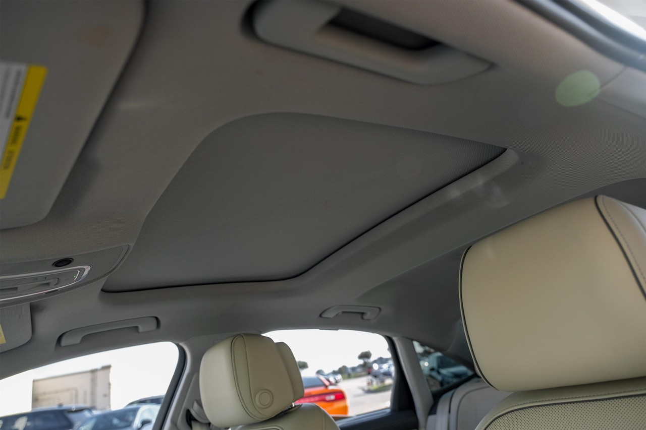 Audi A6 Vehicle Main Gallery Image 05