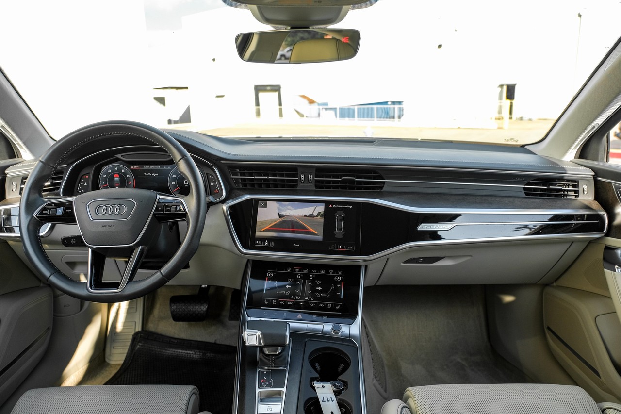 Audi A6 Vehicle Main Gallery Image 15