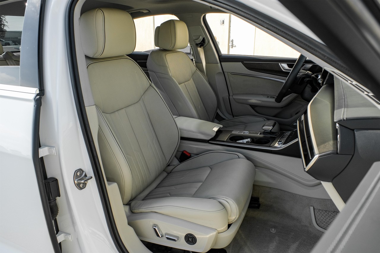 Audi A6 Vehicle Main Gallery Image 34
