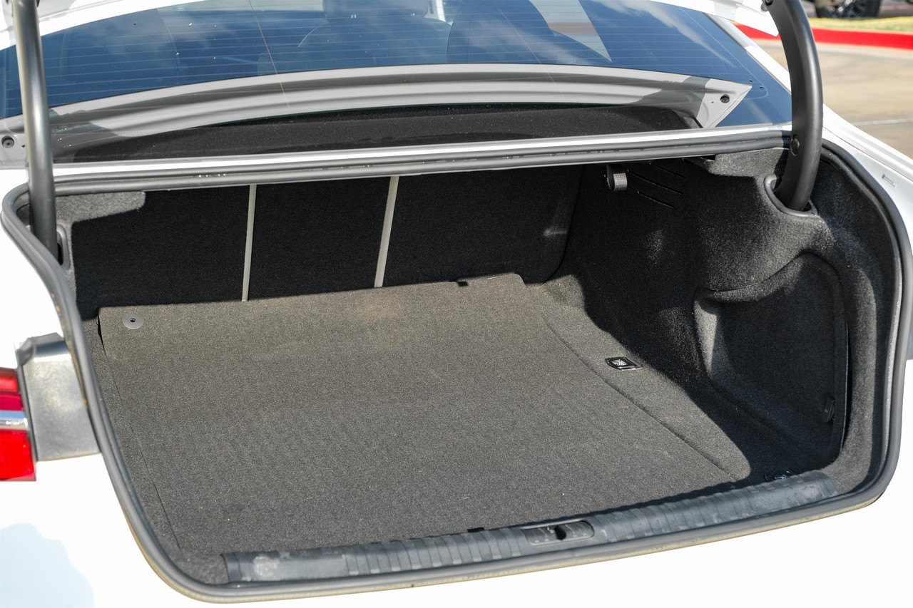 Audi A6 Vehicle Main Gallery Image 49