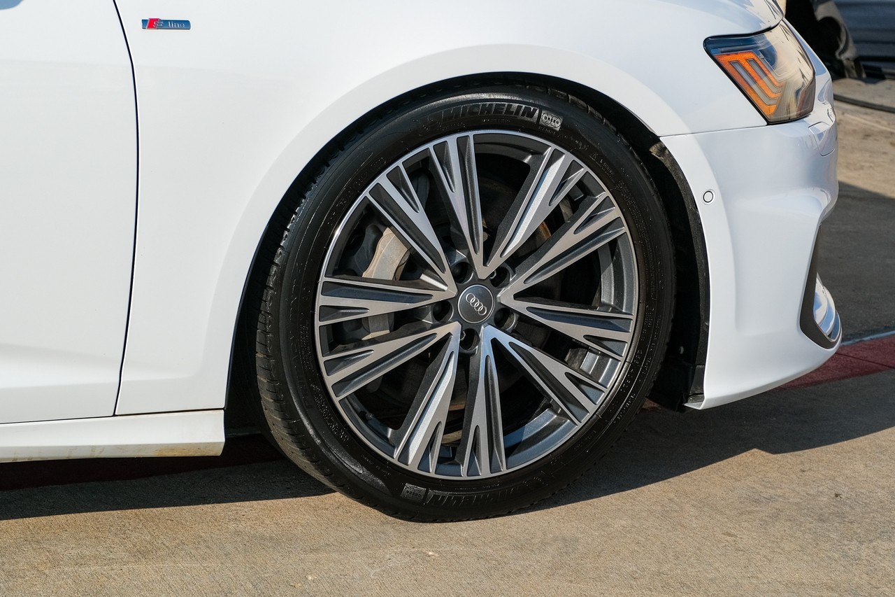 Audi A6 Vehicle Main Gallery Image 52