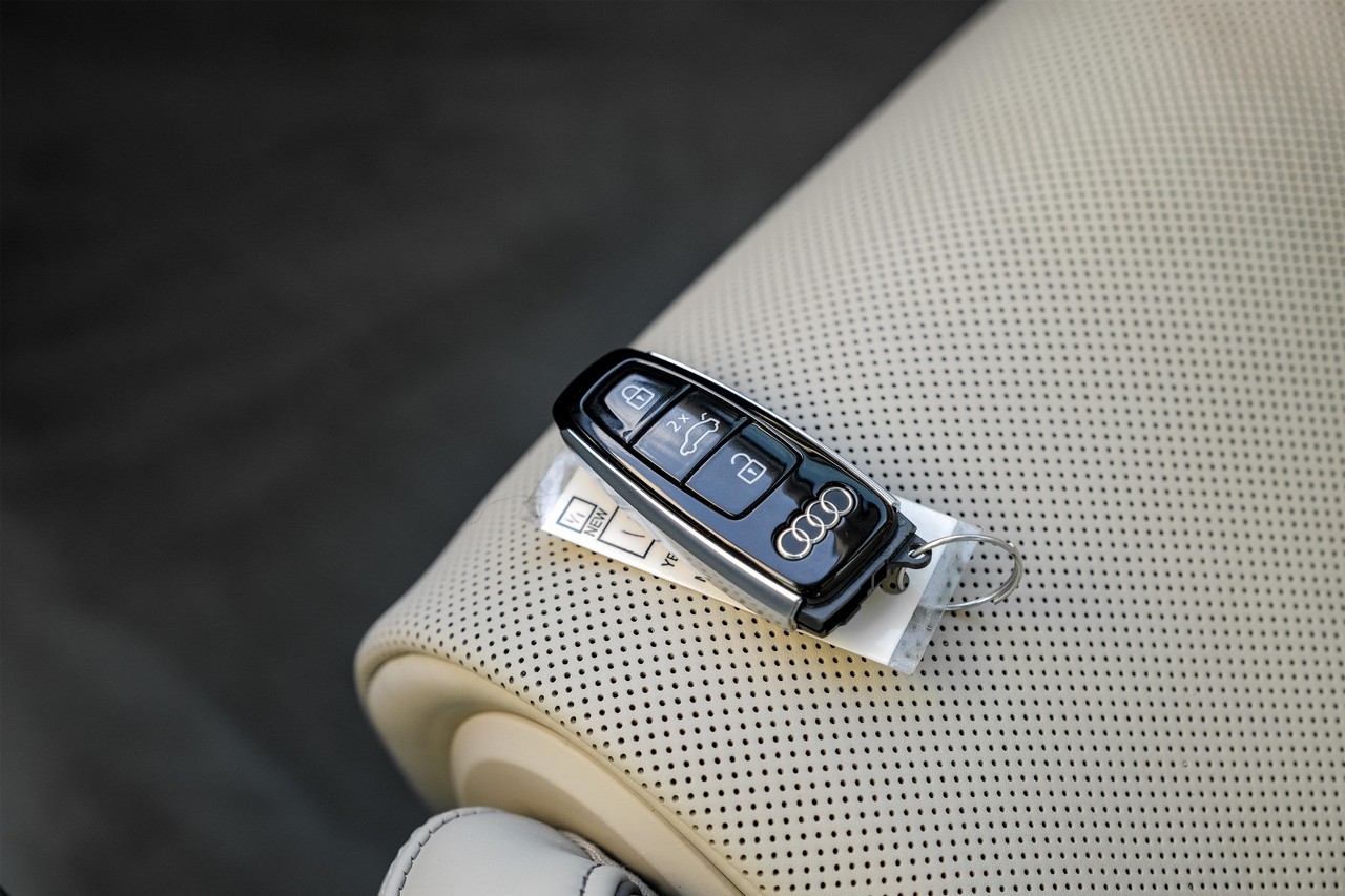 Audi A6 Vehicle Main Gallery Image 55