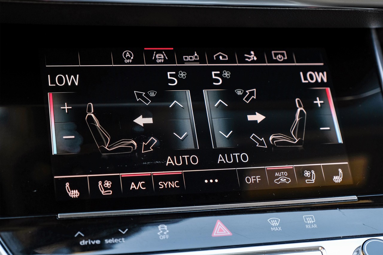 Audi A7 Vehicle Main Gallery Image 26