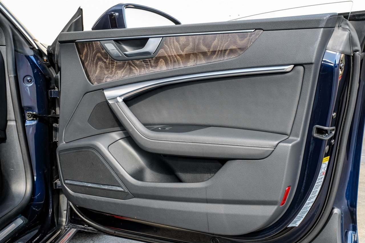 Audi A7 Vehicle Main Gallery Image 44