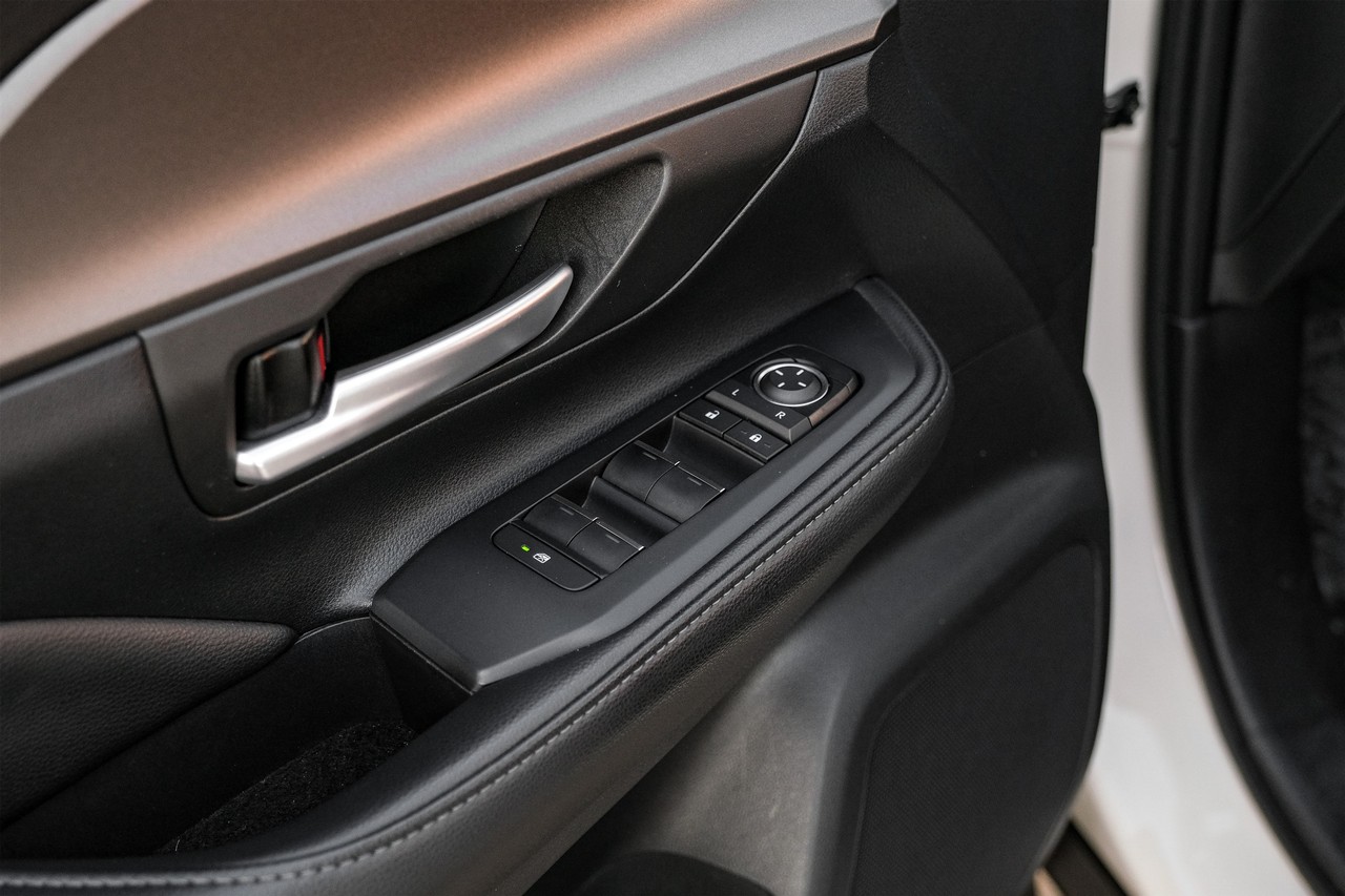 Toyota Grand Highlander Vehicle Main Gallery Image 42