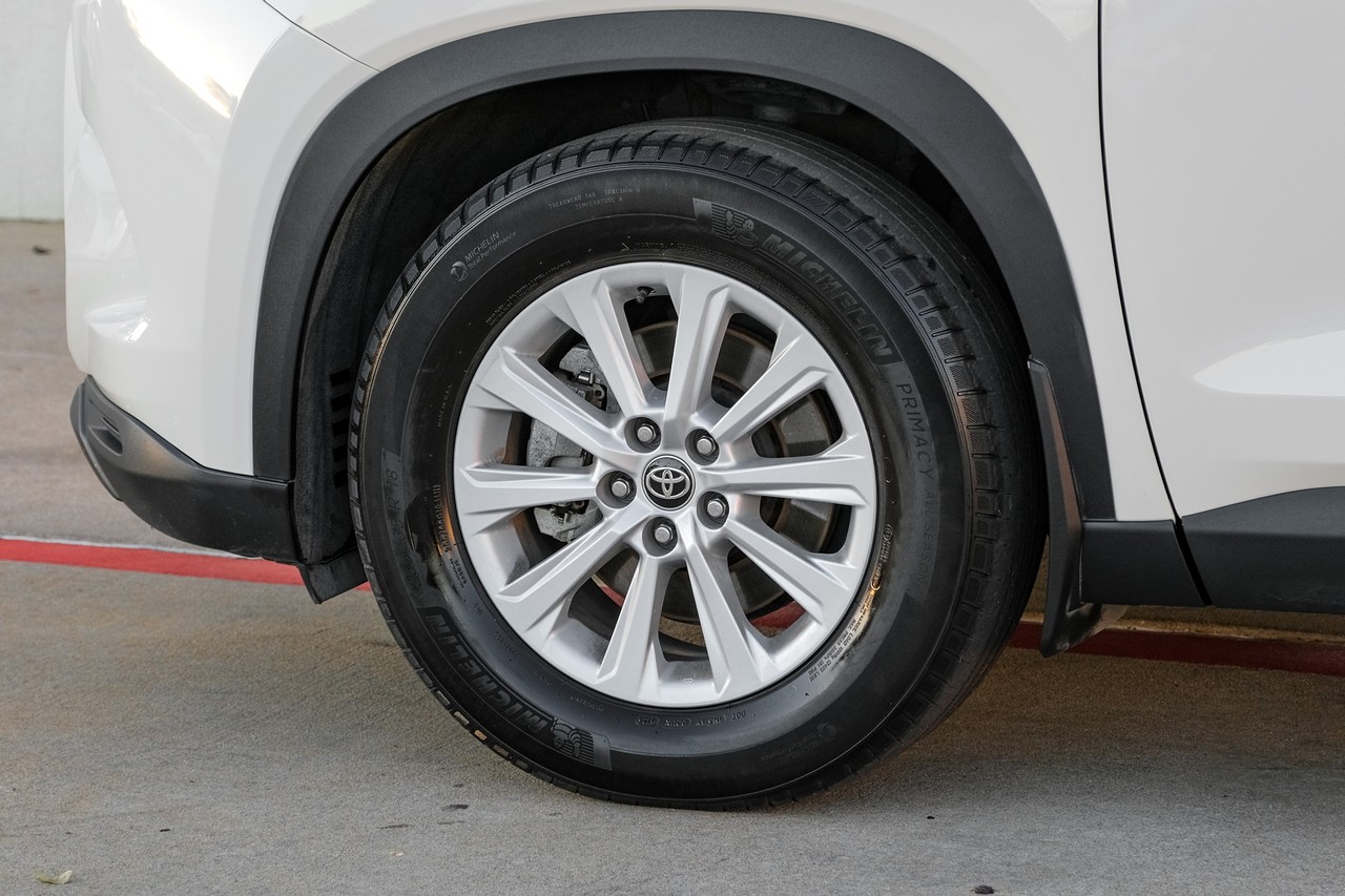 Toyota Grand Highlander Vehicle Main Gallery Image 53