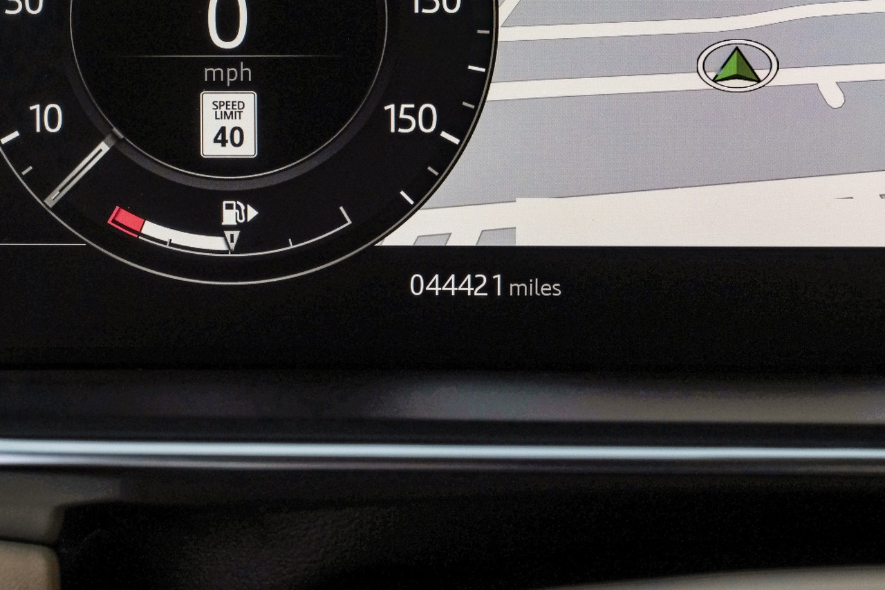 Land Rover Range Rover Vehicle Main Gallery Image 21