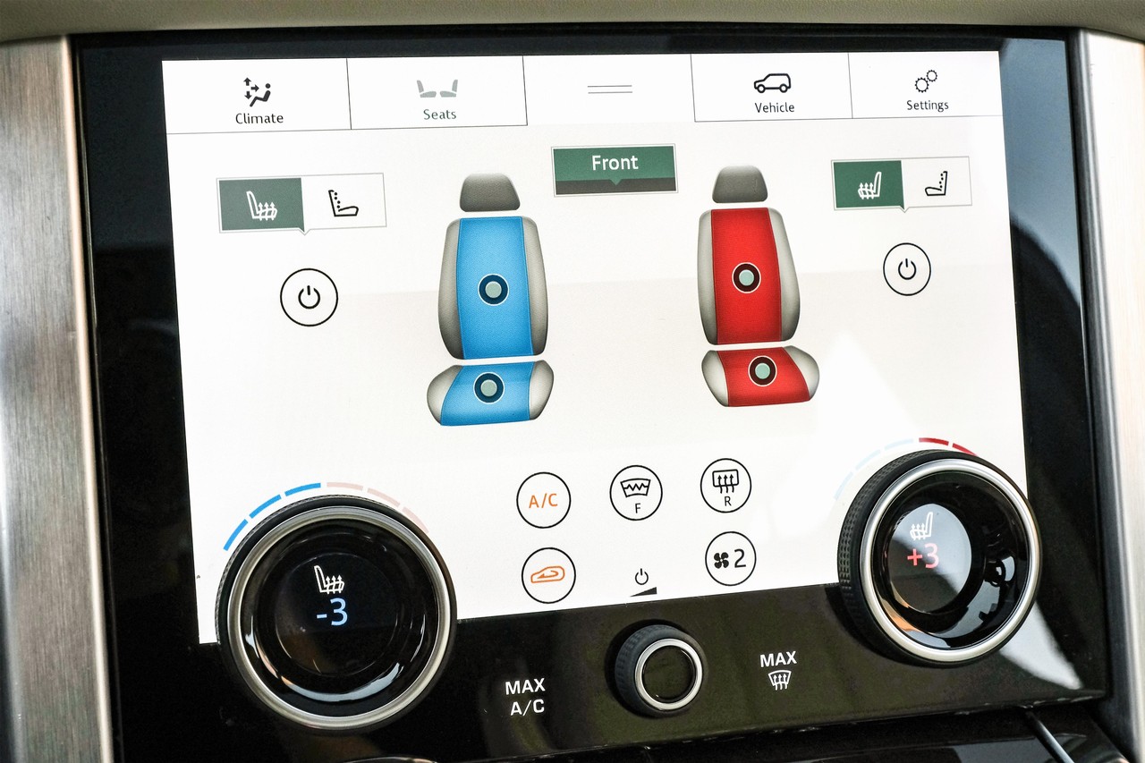 Land Rover Range Rover Vehicle Main Gallery Image 31