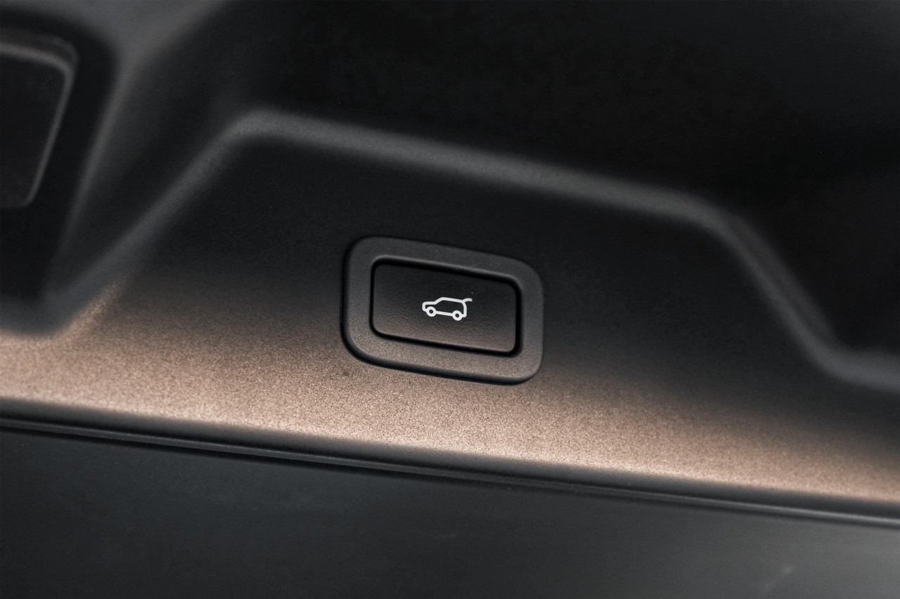 Land Rover Range Rover Vehicle Main Gallery Image 54