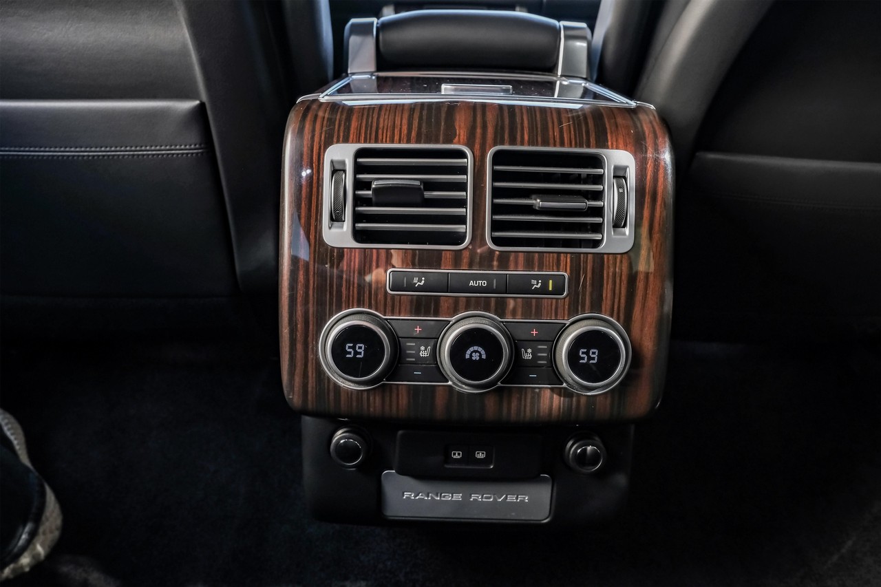 Land Rover Range Rover Vehicle Main Gallery Image 45