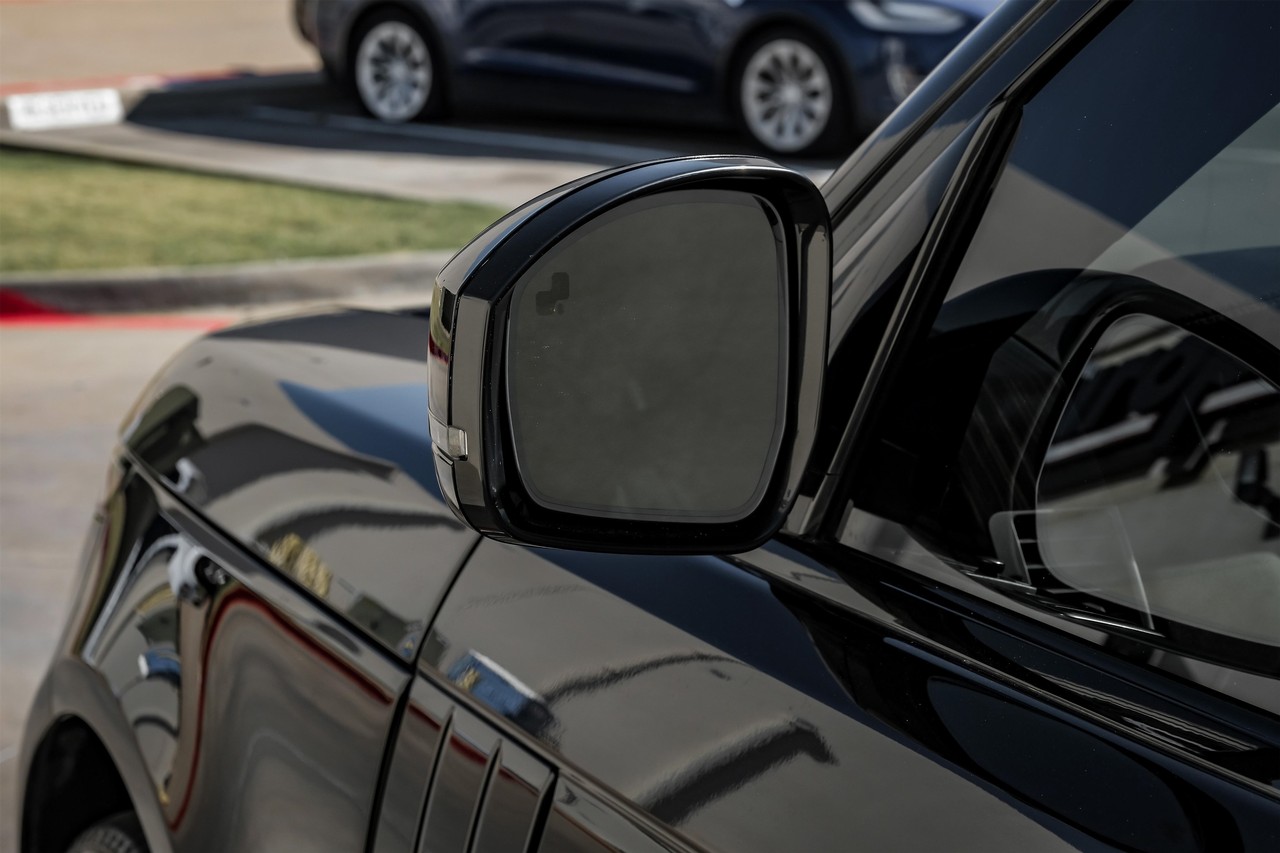 Land Rover Range Rover Vehicle Main Gallery Image 49