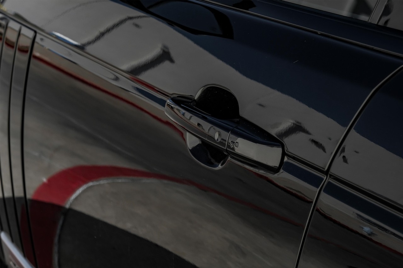 Land Rover Range Rover Vehicle Main Gallery Image 50