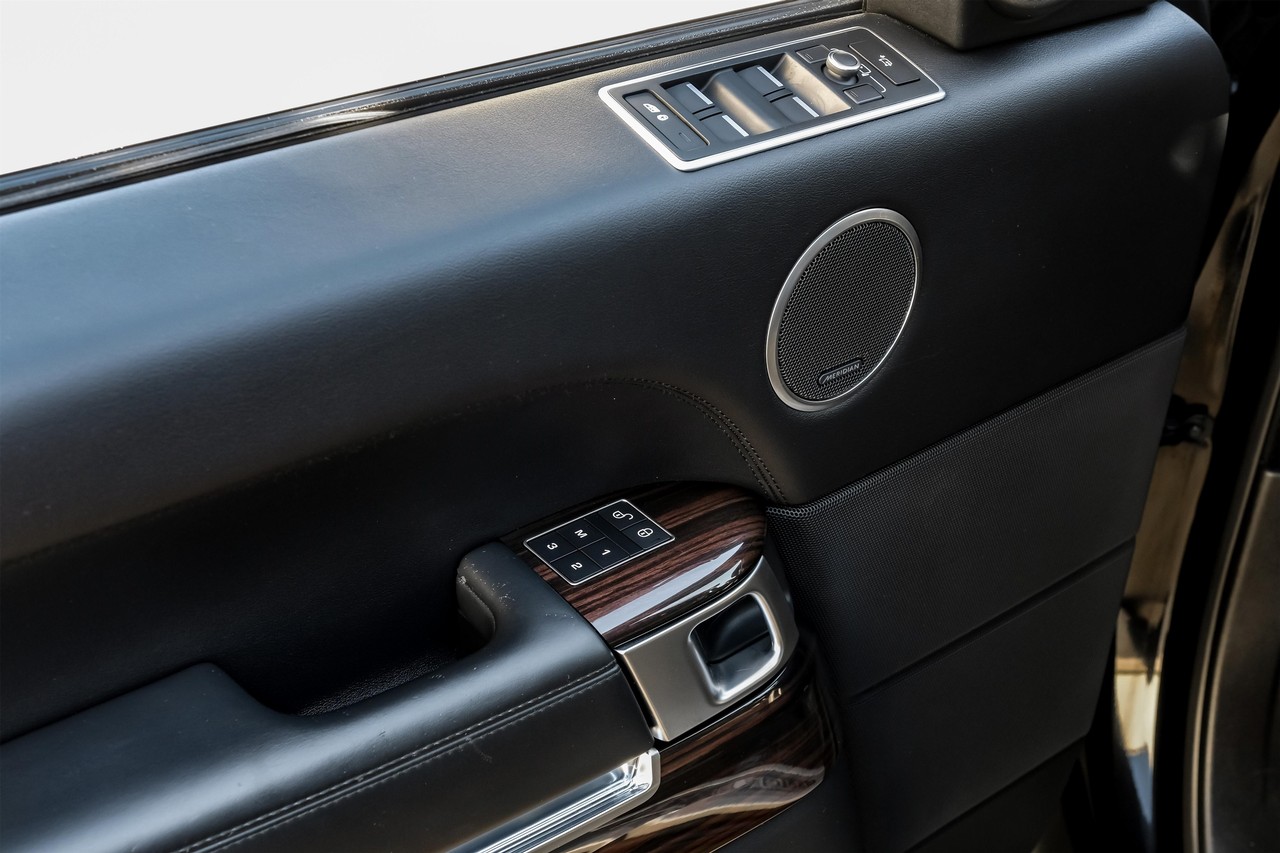 Land Rover Range Rover Vehicle Main Gallery Image 52