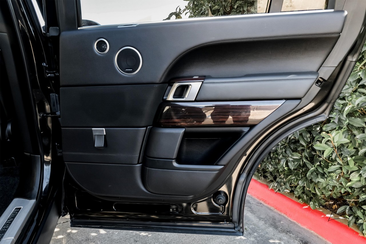 Land Rover Range Rover Vehicle Main Gallery Image 55