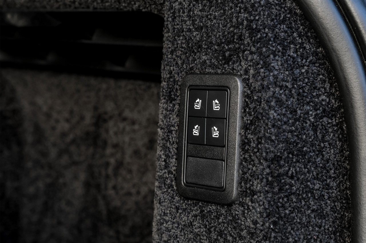 Land Rover Range Rover Vehicle Main Gallery Image 63