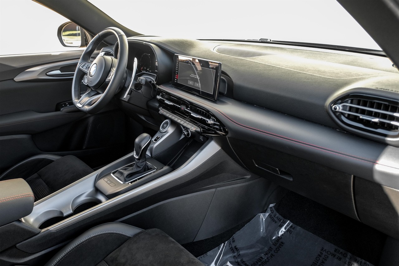 Dodge Hornet Vehicle Main Gallery Image 13