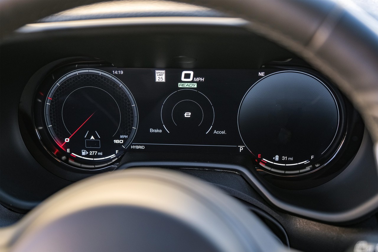 Dodge Hornet Vehicle Main Gallery Image 20