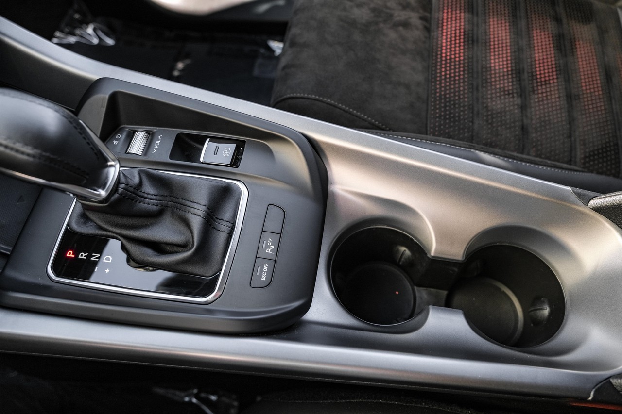 Dodge Hornet Vehicle Main Gallery Image 29