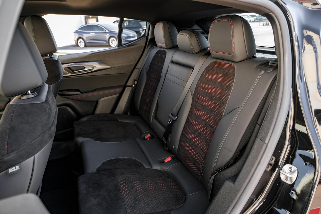 Dodge Hornet Vehicle Main Gallery Image 39