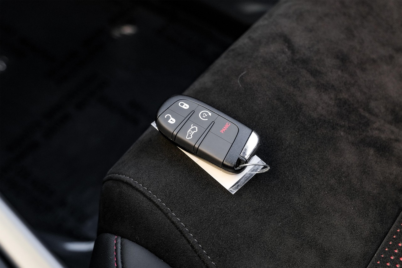 Dodge Hornet Vehicle Main Gallery Image 56