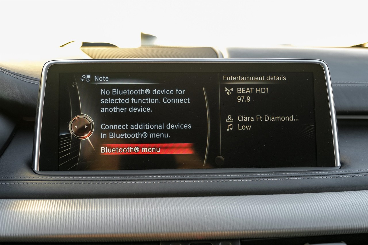 BMW X5 M Vehicle Main Gallery Image 28