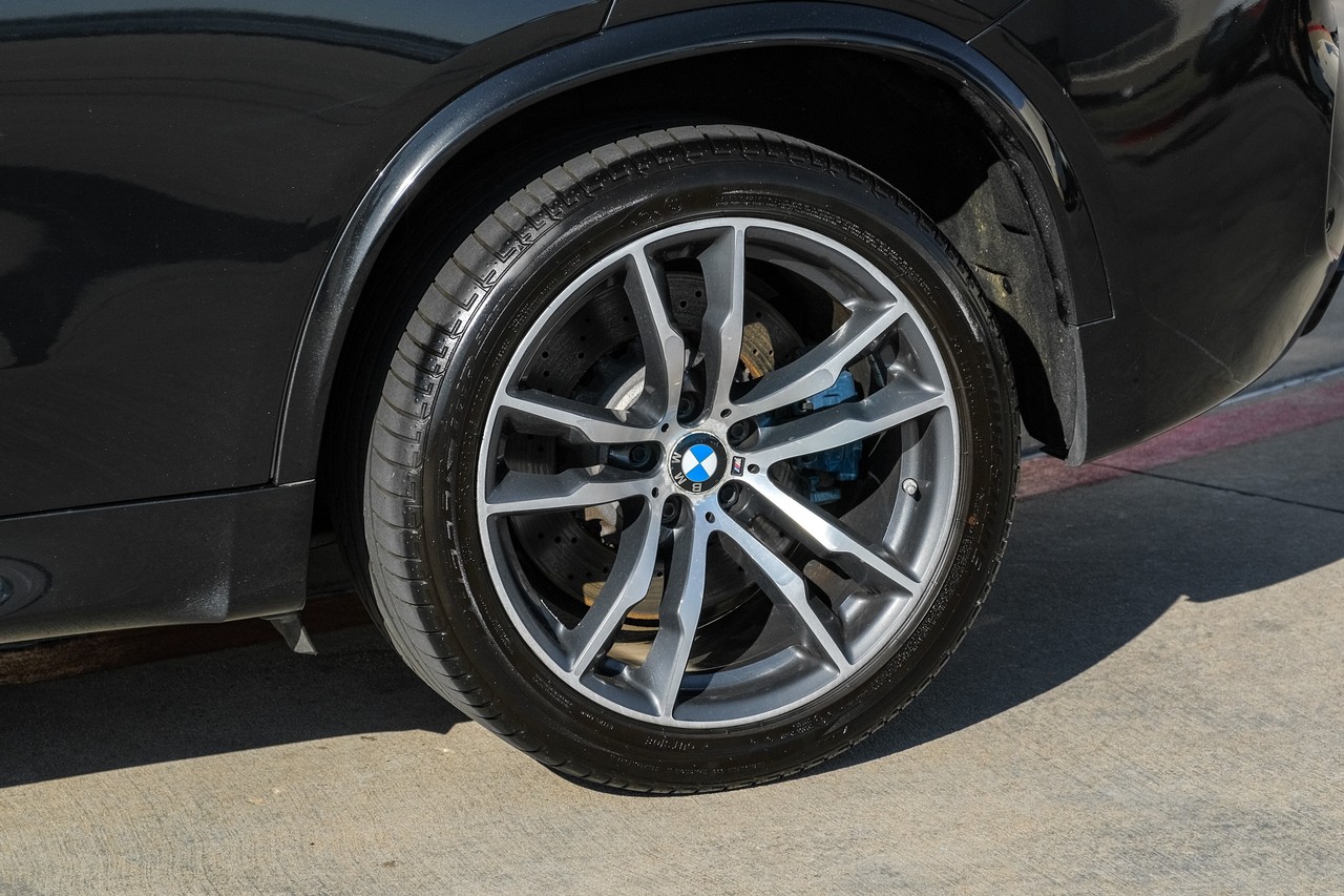 BMW X5 M Vehicle Main Gallery Image 53