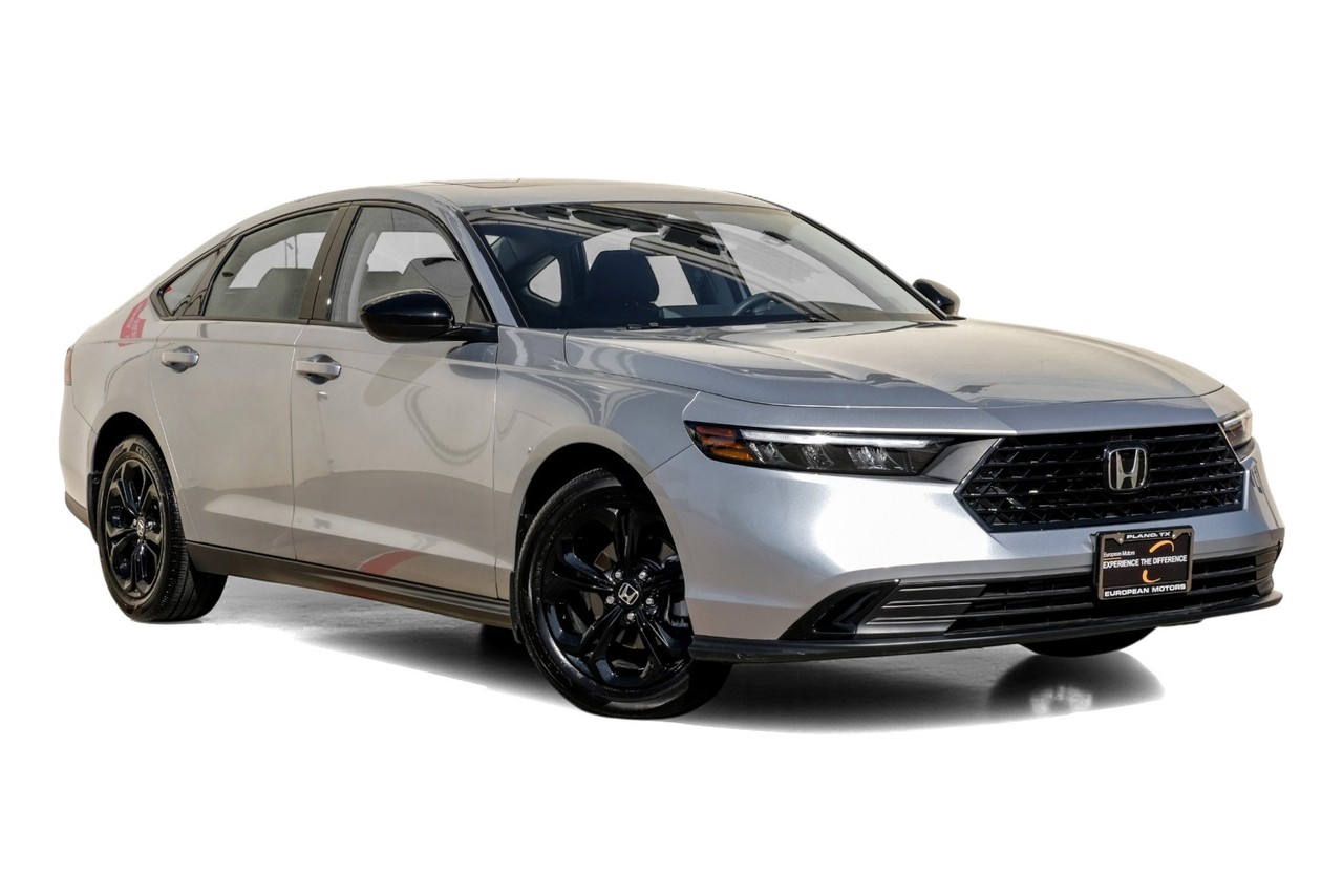 Honda Accord Sedan Vehicle Main Gallery Image 07