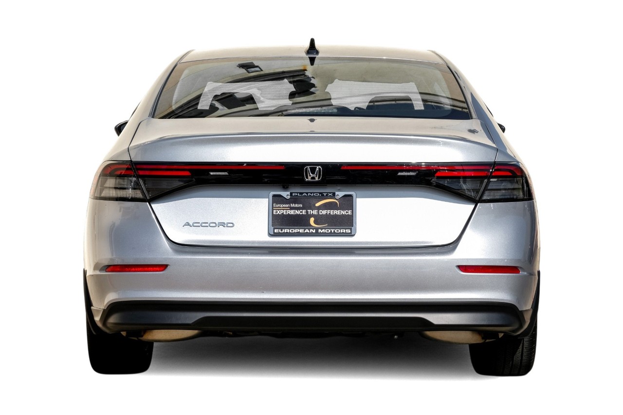 Honda Accord Sedan Vehicle Main Gallery Image 10