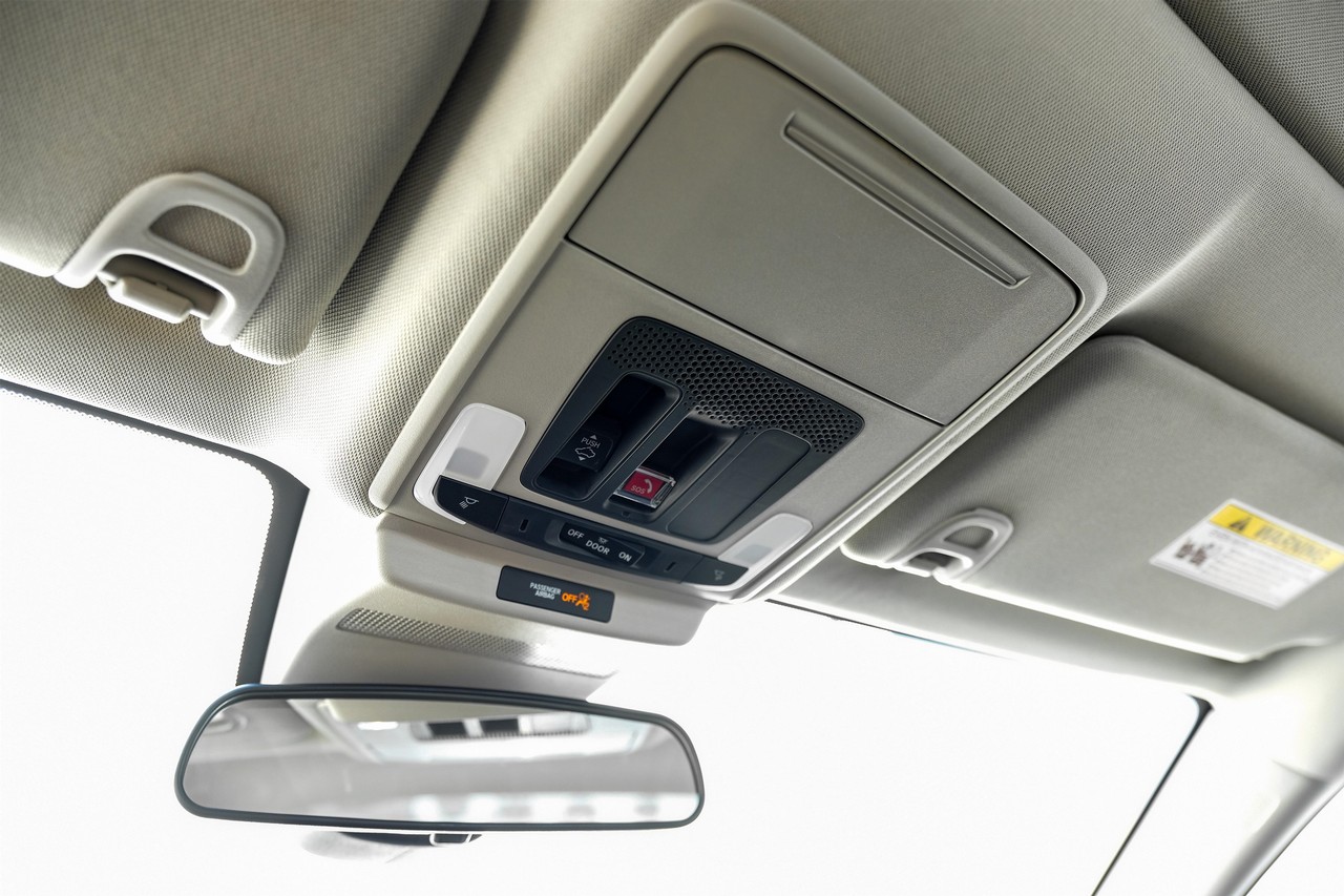 Honda Accord Sedan Vehicle Main Gallery Image 26