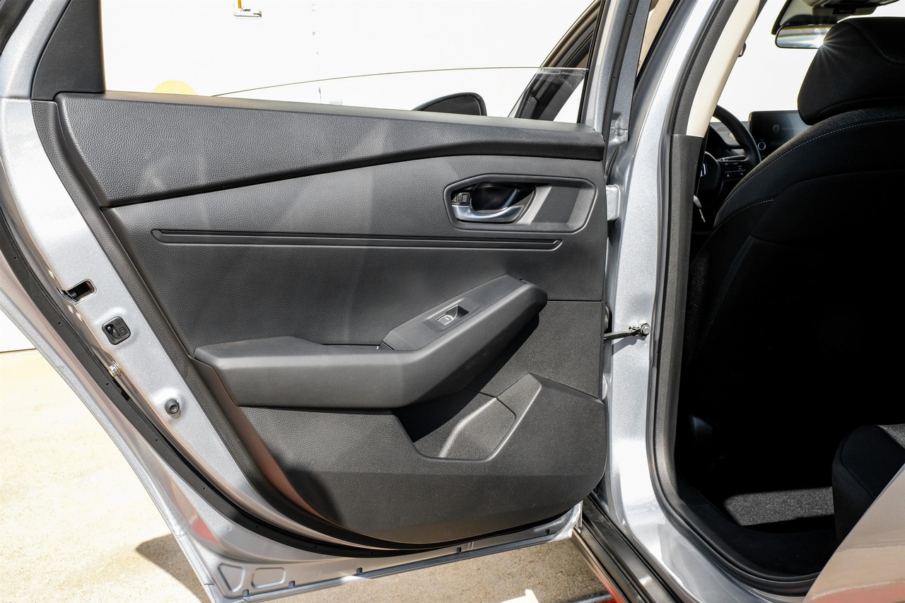 Honda Accord Sedan Vehicle Main Gallery Image 42