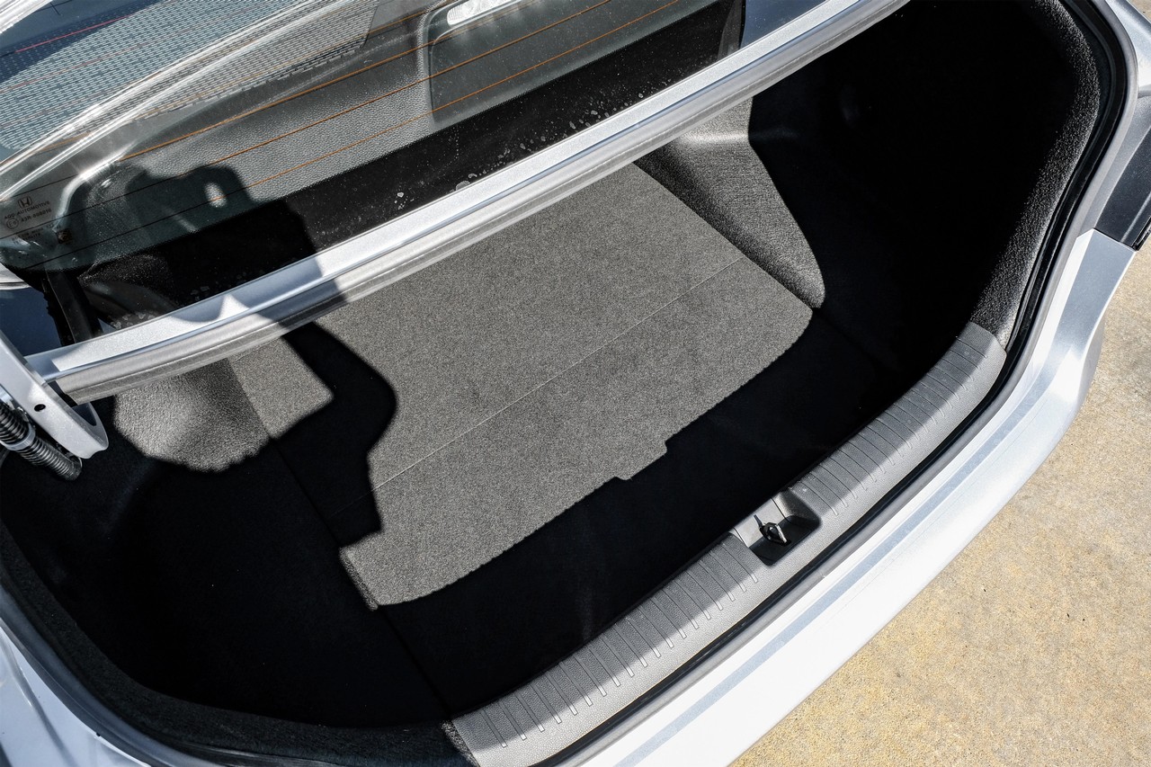 Honda Accord Sedan Vehicle Main Gallery Image 47