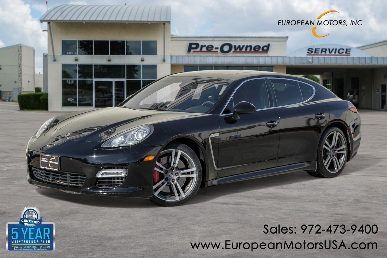 Porsche Panamera Vehicle Main Gallery Image 01