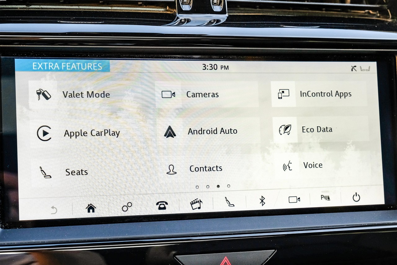 Jaguar XE Vehicle Main Gallery Image 32