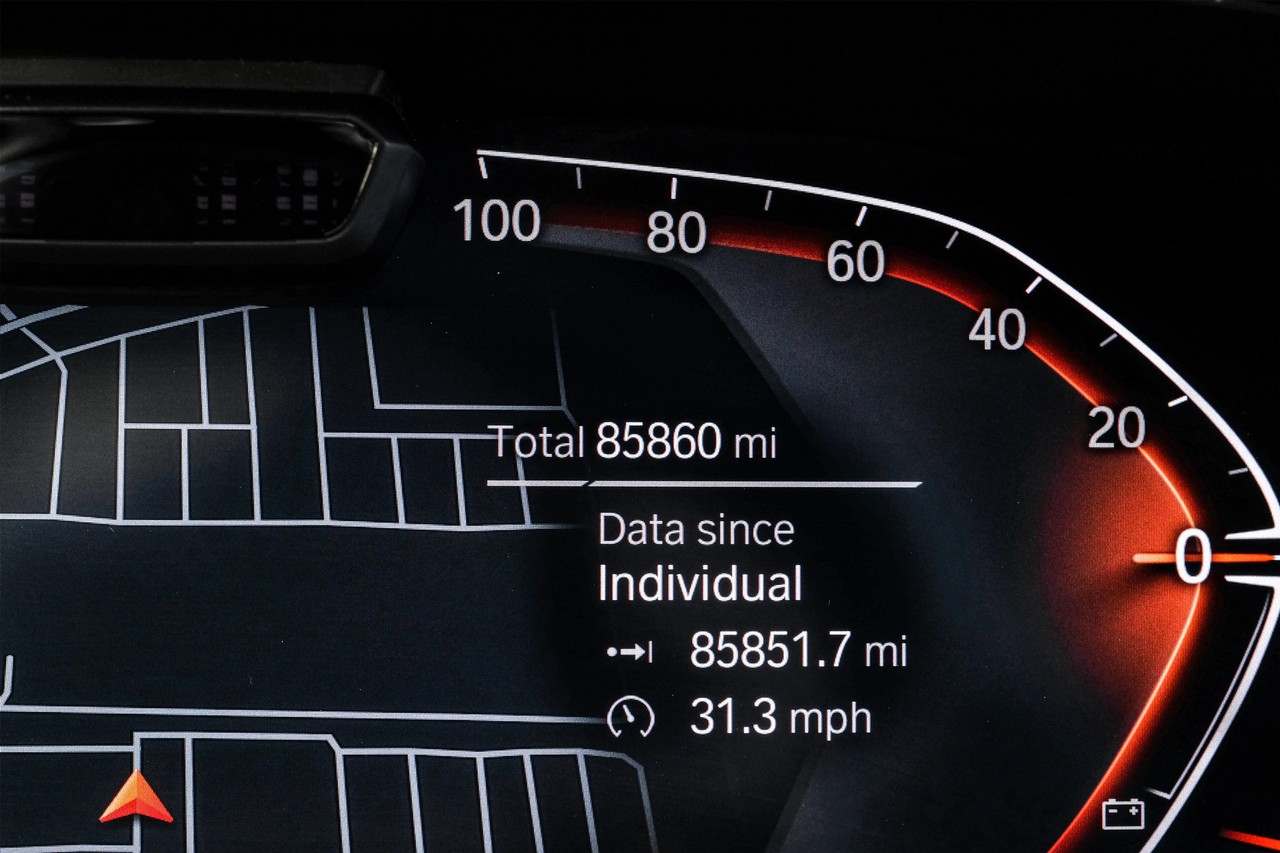 BMW X5 Vehicle Main Gallery Image 21