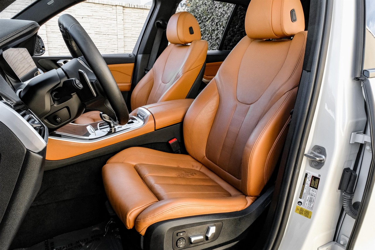 BMW X5 Vehicle Main Gallery Image 34