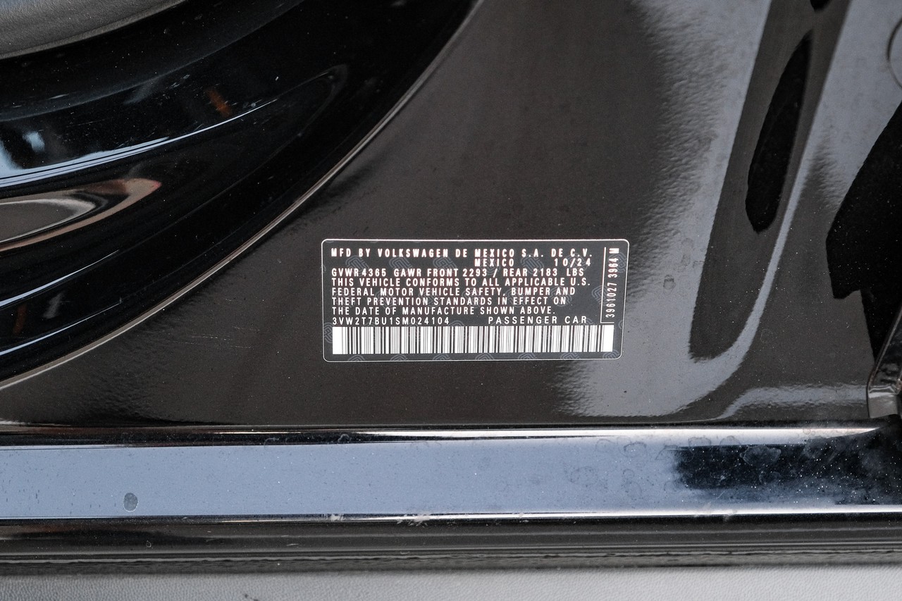 Volkswagen Jetta GLI Vehicle Main Gallery Image 52