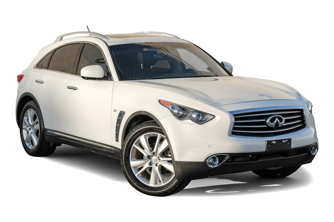 INFINITI QX70 Vehicle Main Gallery Image 07