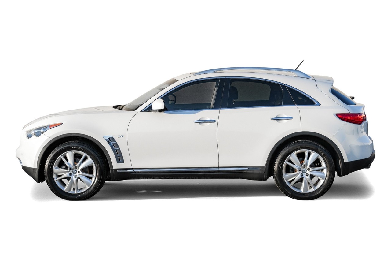 INFINITI QX70 Vehicle Main Gallery Image 12