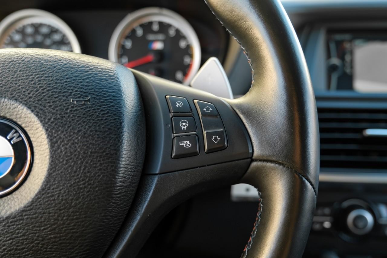 BMW X6 M Vehicle Main Gallery Image 18