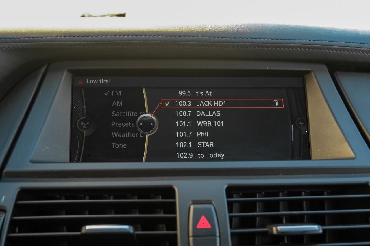 BMW X6 M Vehicle Main Gallery Image 29