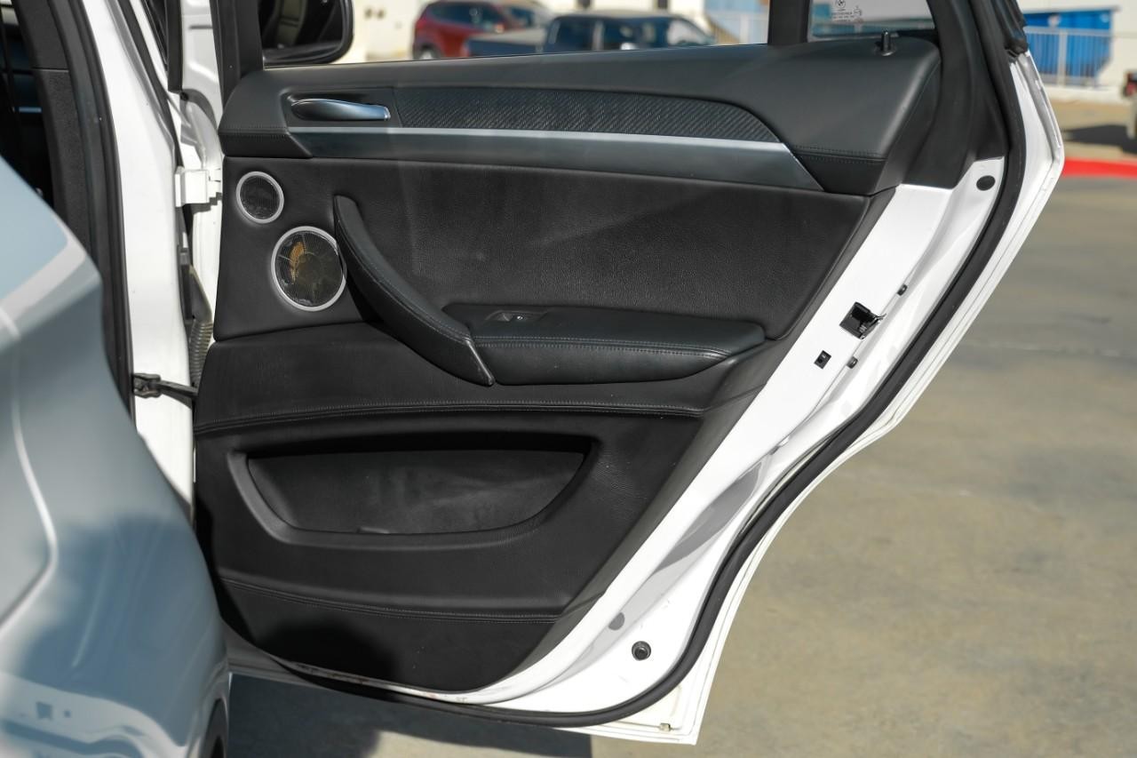 BMW X6 M Vehicle Main Gallery Image 43