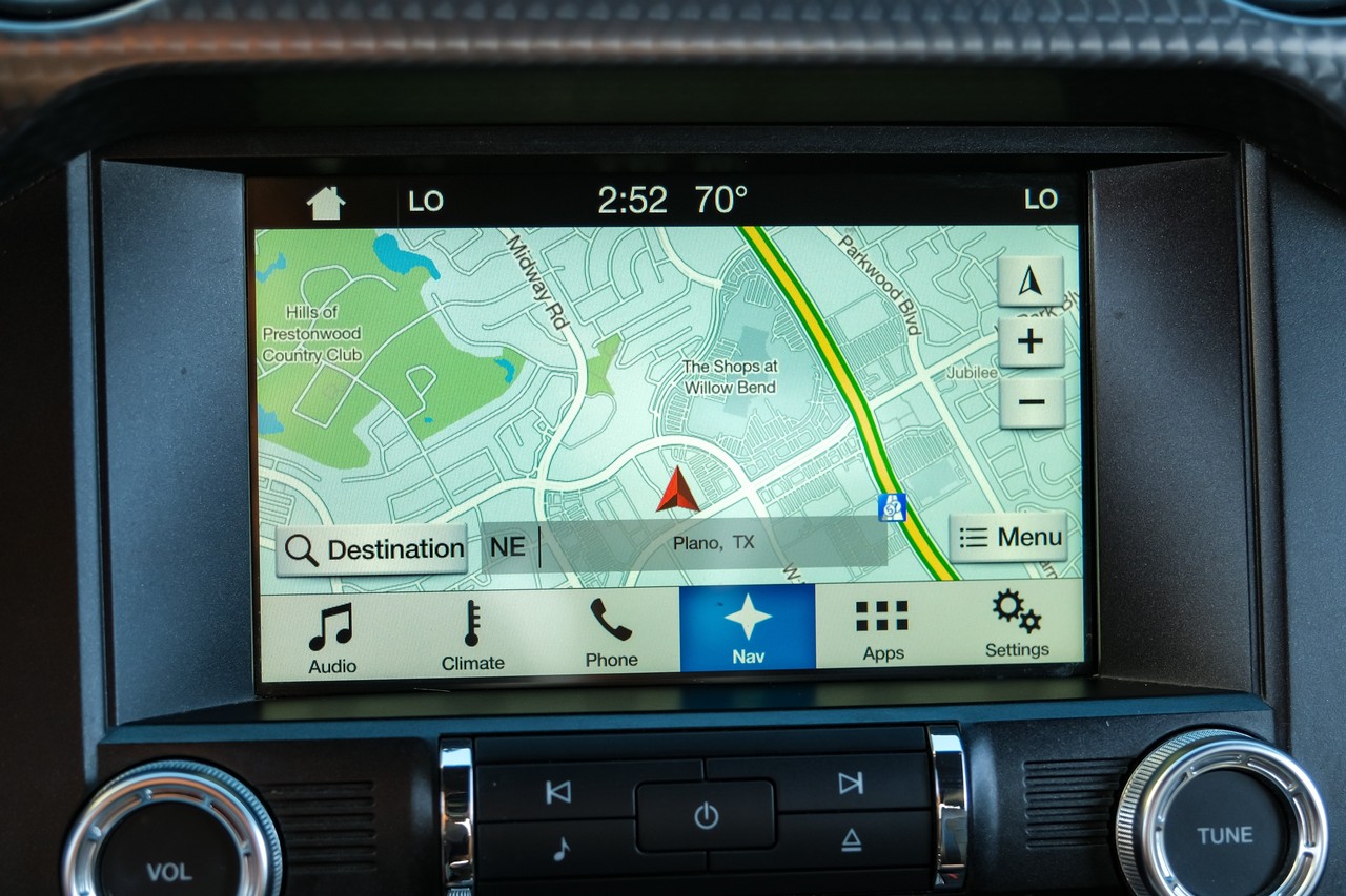 Ford Mustang Vehicle Main Gallery Image 19