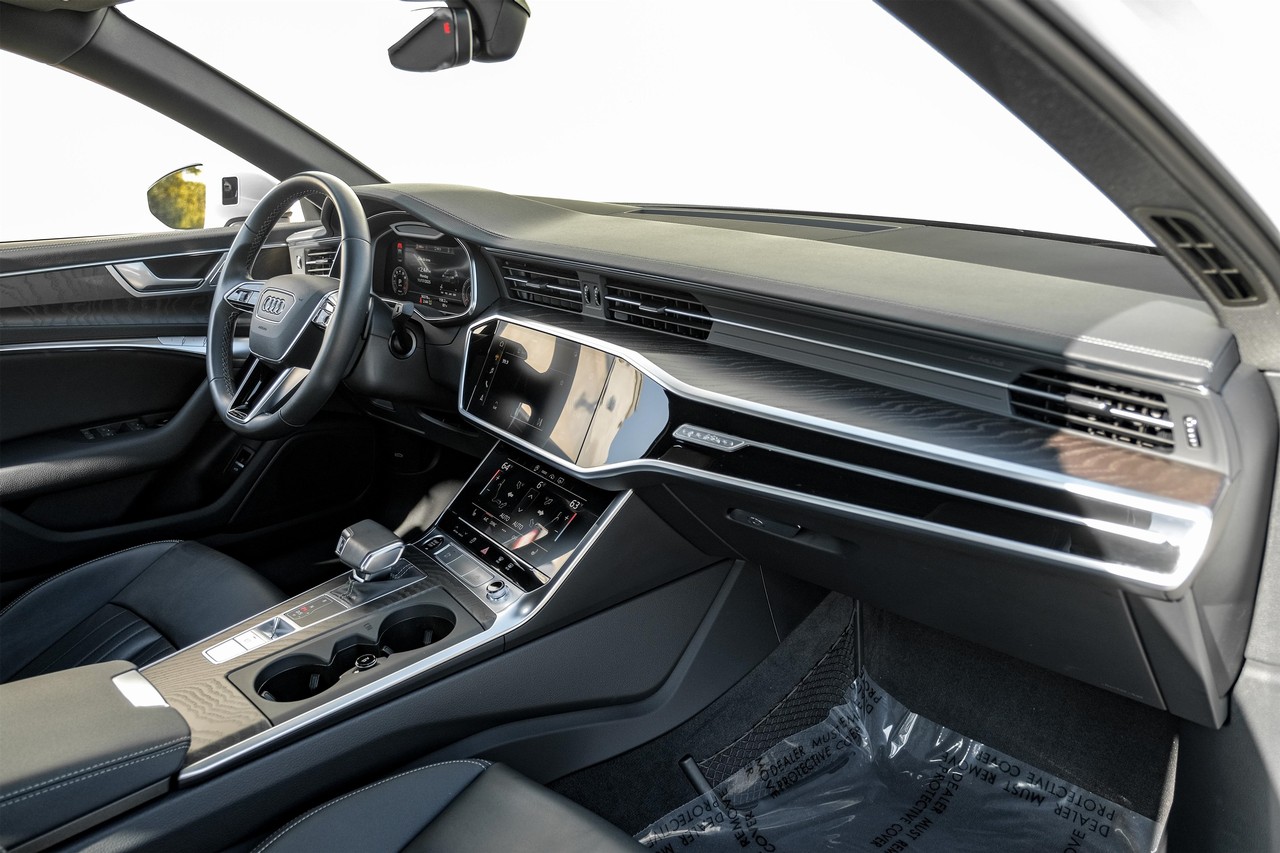 Audi A6 Vehicle Main Gallery Image 13