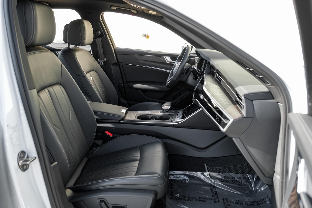 Audi A6 Vehicle Main Gallery Image 33
