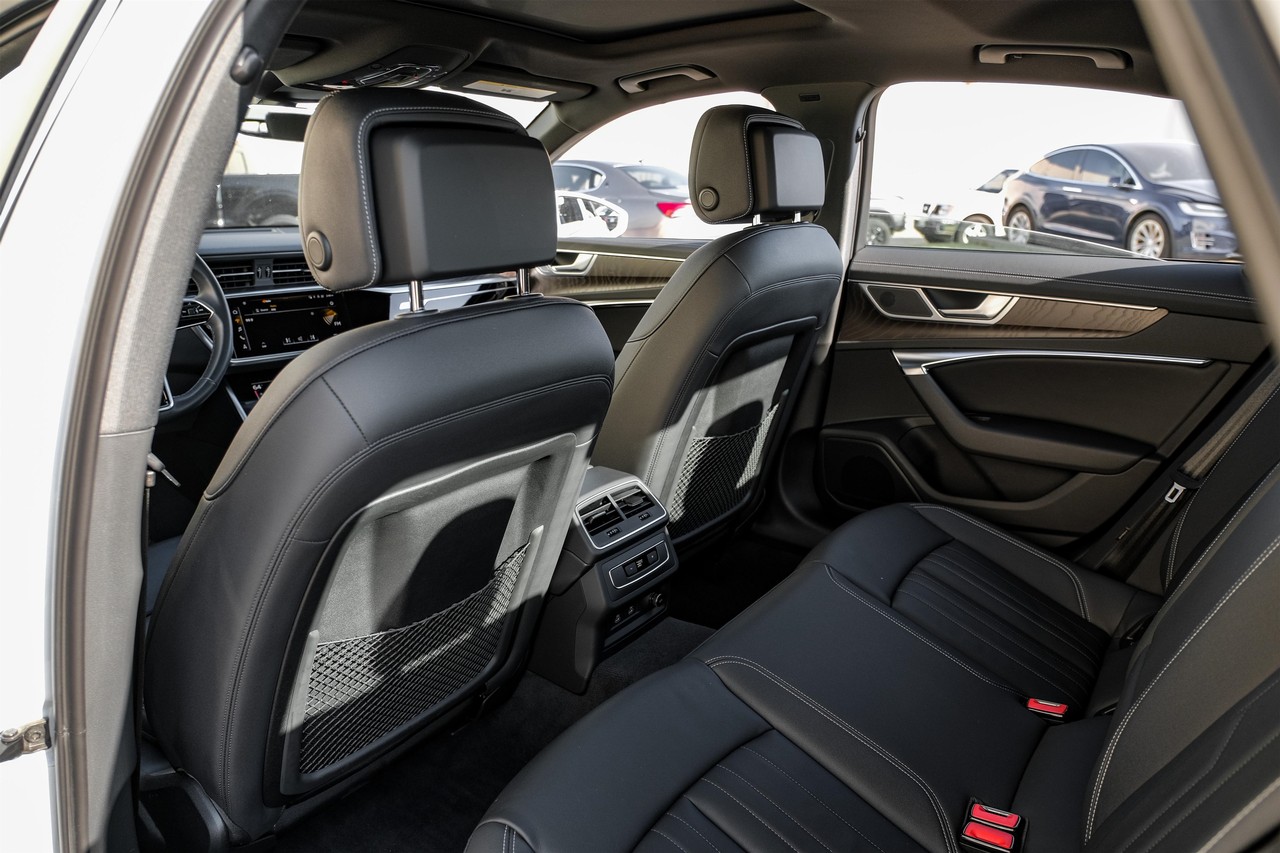 Audi A6 Vehicle Main Gallery Image 37