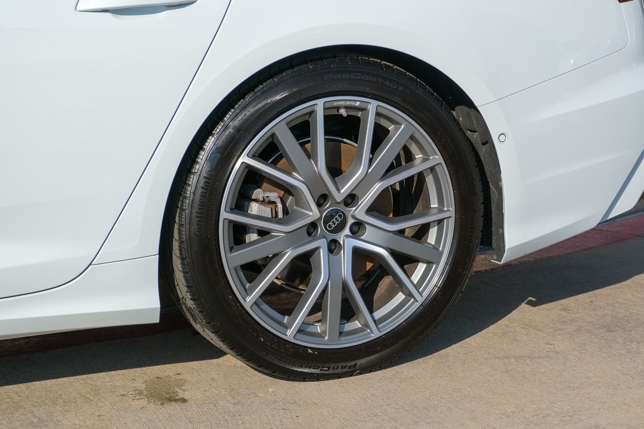 Audi A6 Vehicle Main Gallery Image 53