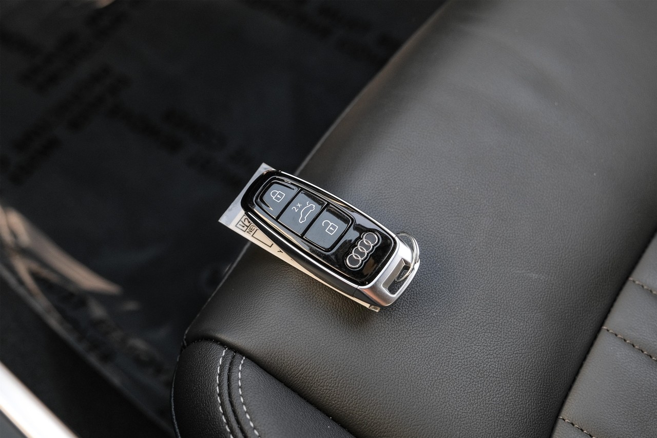 Audi A6 Vehicle Main Gallery Image 54