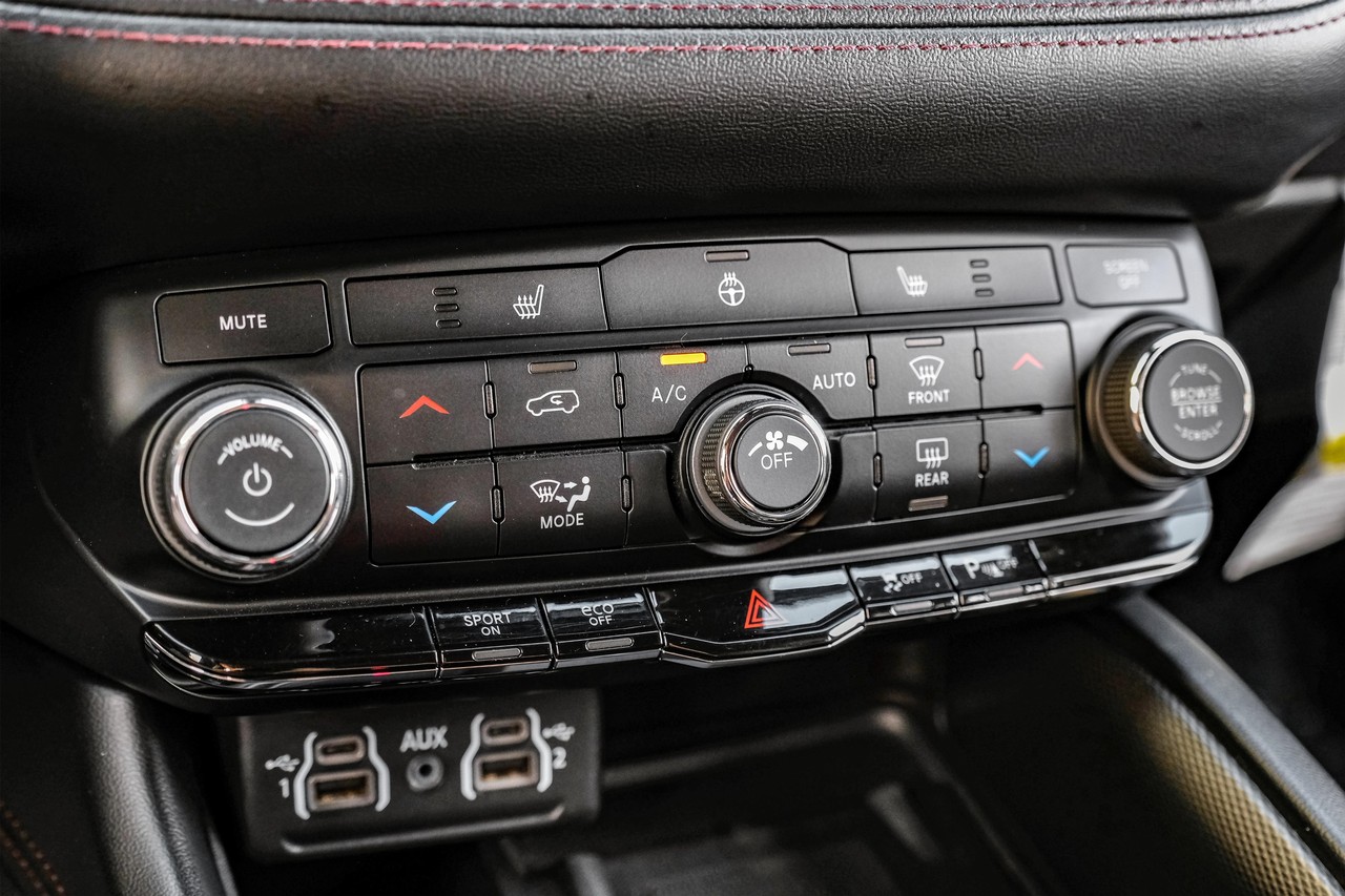 Dodge Durango Vehicle Main Gallery Image 25