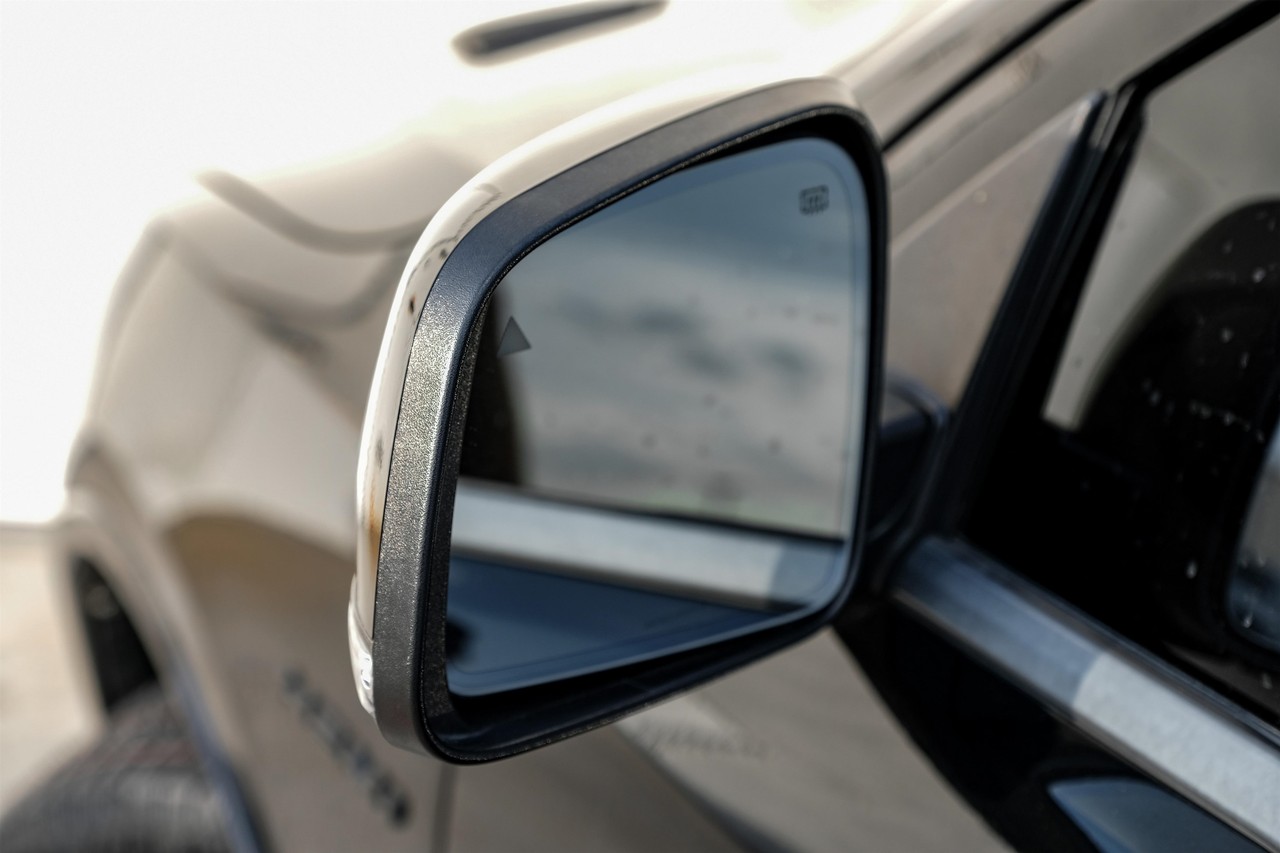 Dodge Durango Vehicle Main Gallery Image 40